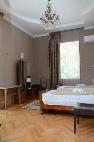 Проживание в семье Homestay Panorama Kutaisi Кутаиси Двухместный номер Делюкс с 1 кроватью и балконом-4